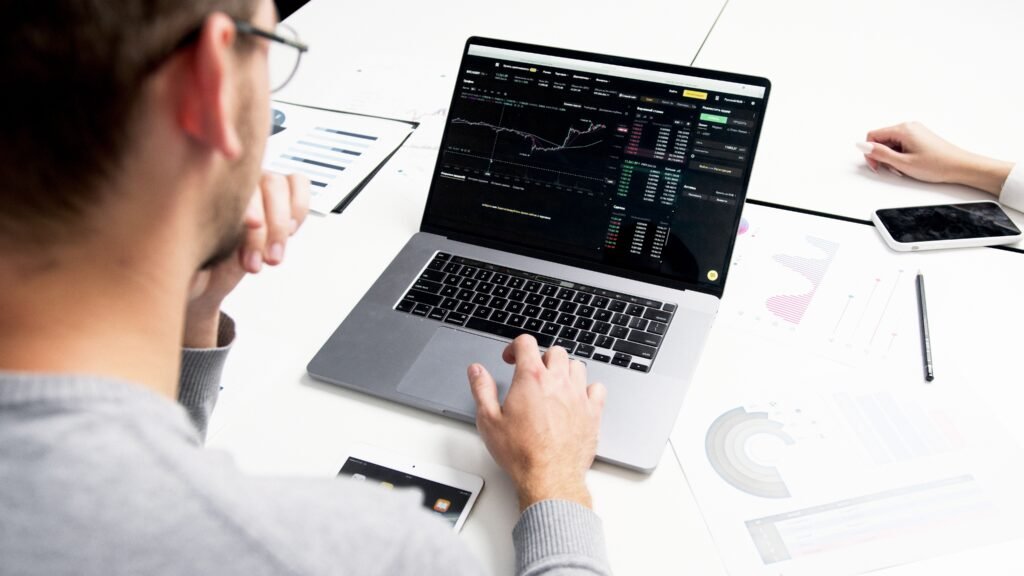 Algoritmo Bancário: Desvende Como os Bancos Avaliam Seu Crédito e Rating
